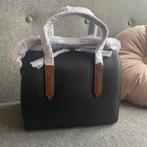 Tags on - Fossil Sydney Satchel